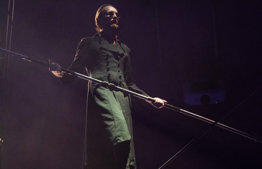 Ellis---Tightrope-Walker---NoFit-State-Circus